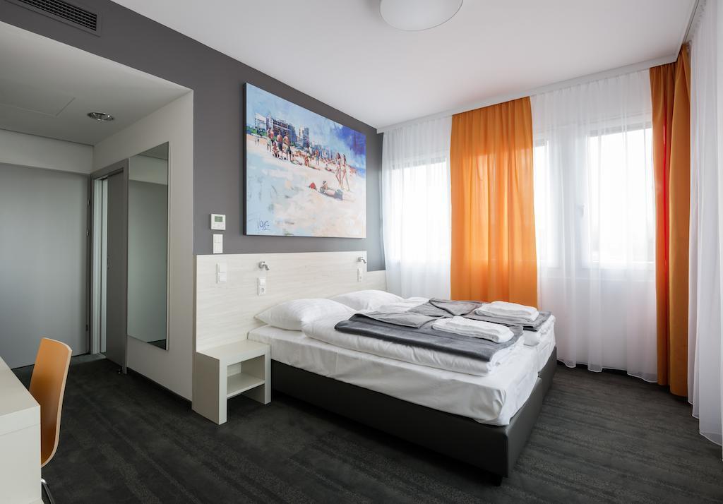 Msc Hotel Neunkirchen Quarto foto